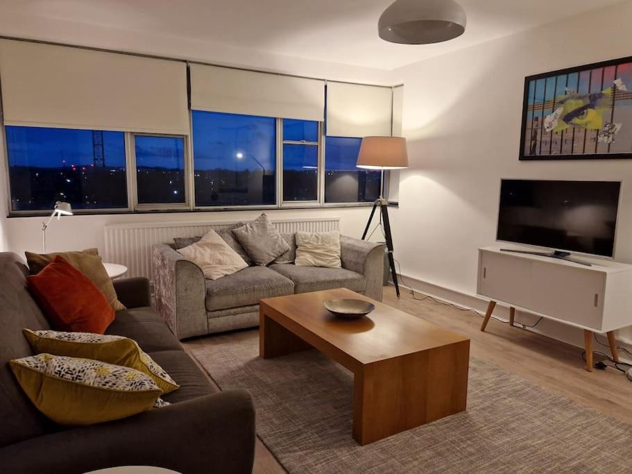 Newly Renovated Apartment! London Ngoại thất bức ảnh